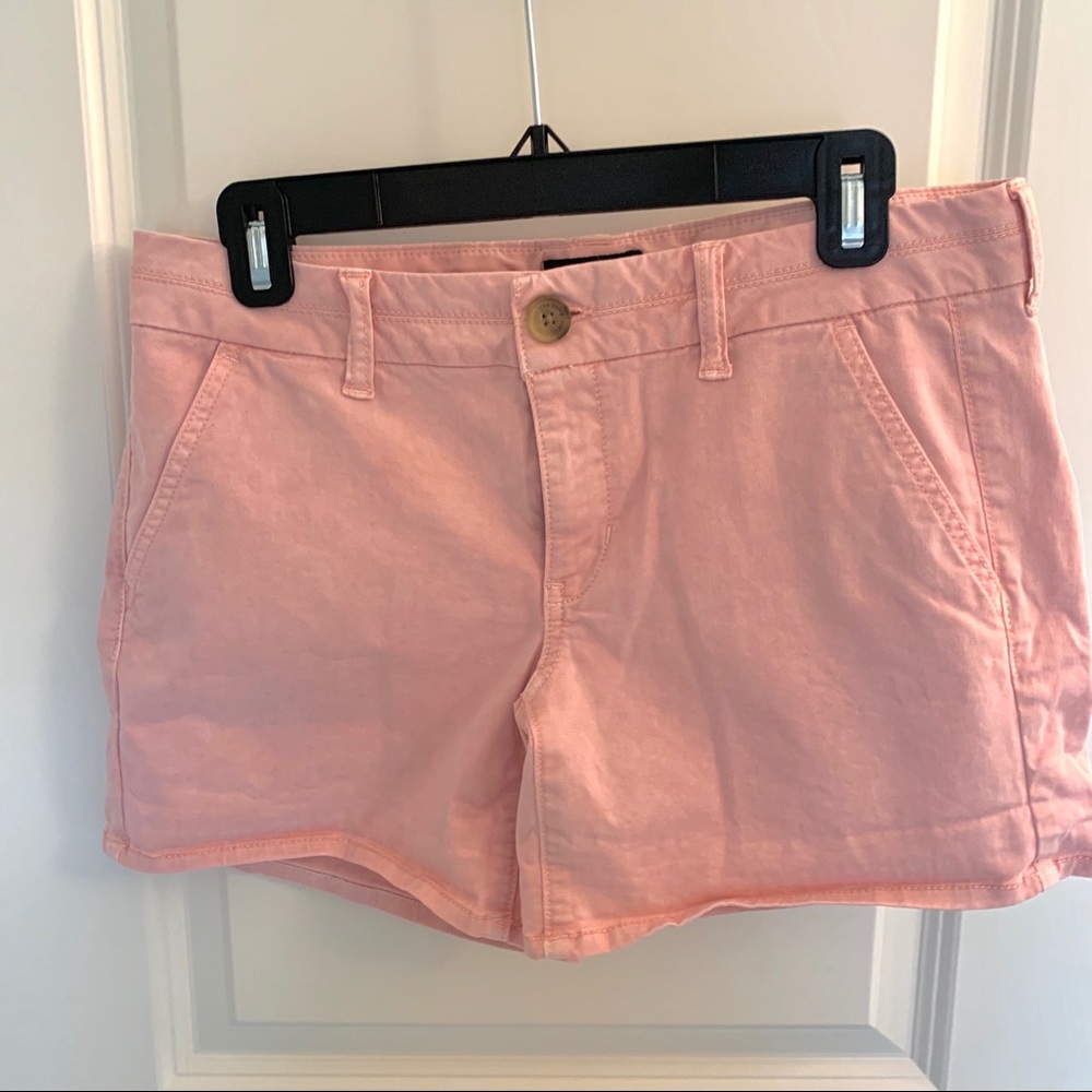American Eagle Light Pink / Salmon Shorts